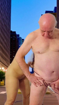 Sexy veřejné noční holení s Garabasem a Olgou
