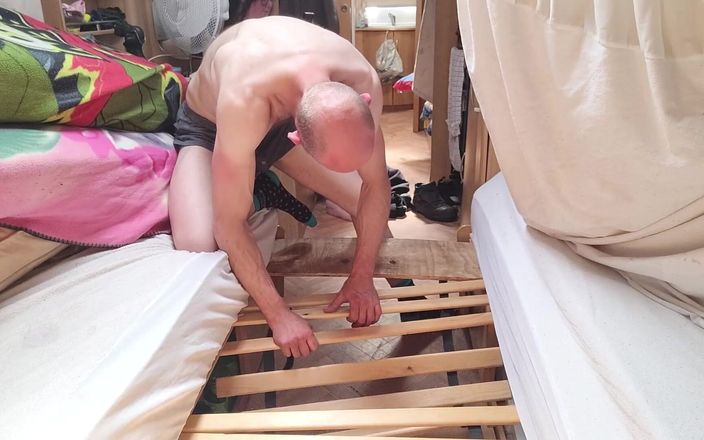SSBBW Hunter: Riparare il letto SSBBW lady brads broke
