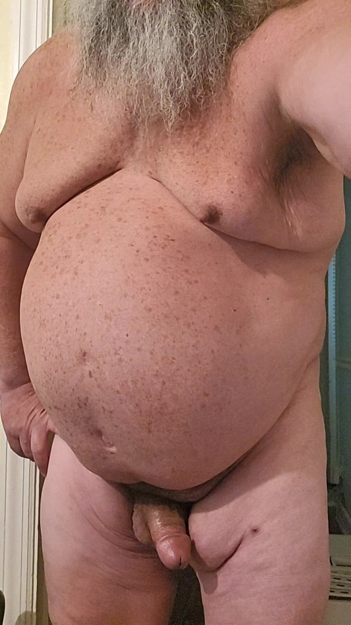 GeneWadexxx: Bating My Horny Thick Bubba Bear Cock