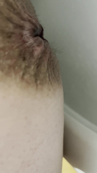 Reife möpse hüpfen und werden mit sperma bedeckt