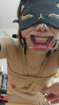 Mouth and Nose Bondage