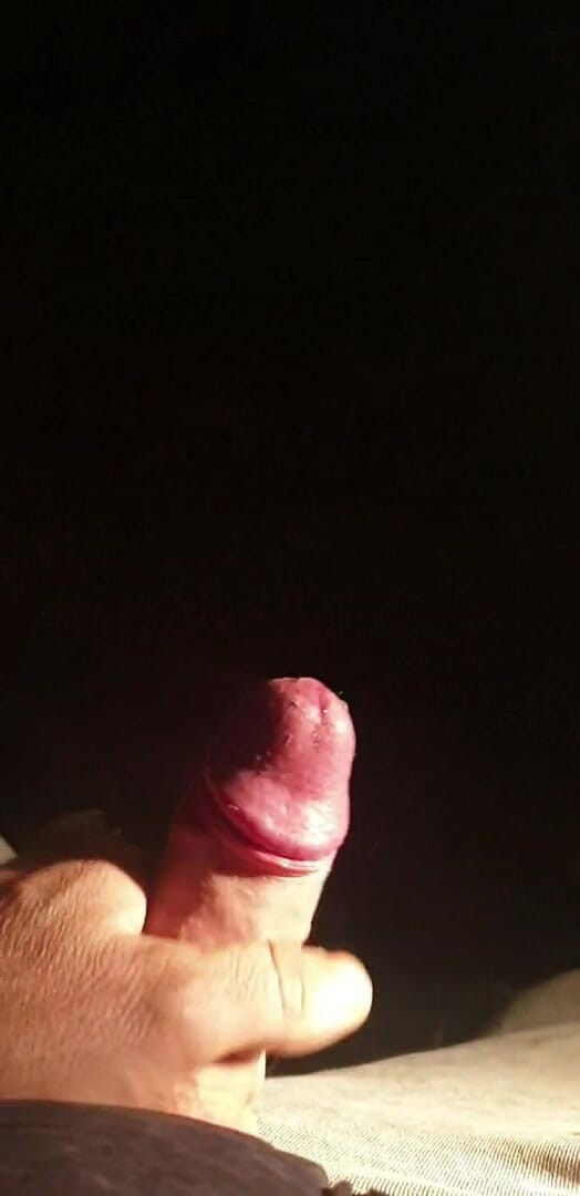 Bebos: Epische masturbation auf dem fluss in der nacht draußen