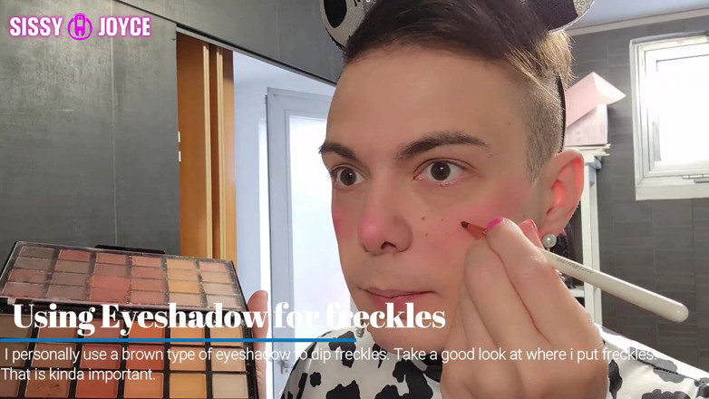 Sissy Joyce: Výukový program make-up pro sissies