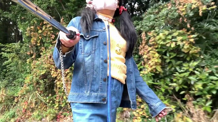 megu2002: Entrenamiento independiente Nº34 Falda ajustada sujetador enrollado camina al descubierto