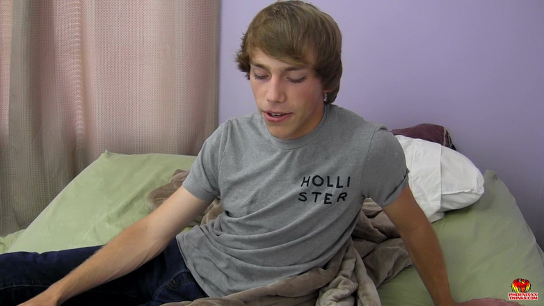 Phoenixxx: 采访可爱的年轻小妞