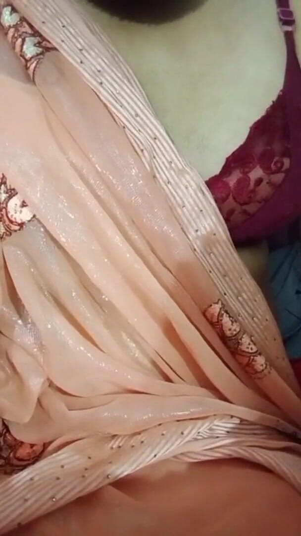Indian Crossdresser Bottom Gaurisissy Feeling Horny for Sex in Silky Saree with Heavy Jwellery (Gauri Sissy) Indian Crossdresser Bottom Gaurisissy Feeling Horny for Sex in Silky Saree with Heavy Jwellery (Gauri Sissy)