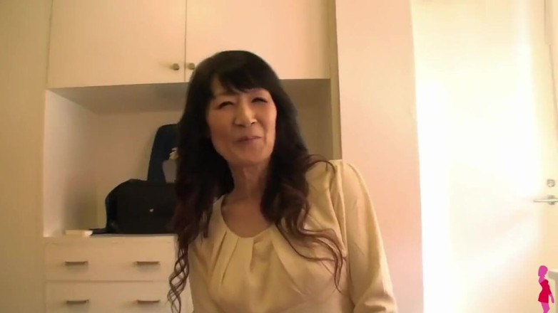 Asians in love: Japonská hentai milfka 6