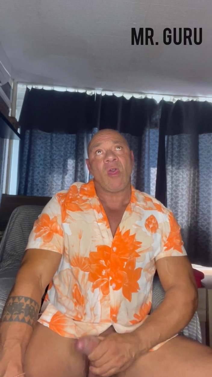 Mr. Guru: Mrguru thể hình gợi cảm wank tại nhà