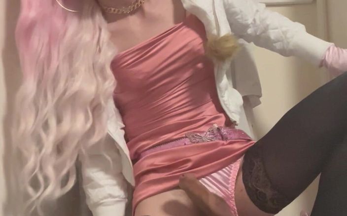 Jessica silk: Джесс Шовк катається на ділдо