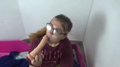Lilli Hale: Benutze mich bitte