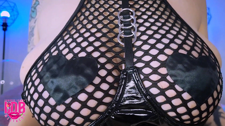 LDBMistress: Peitos, Bunda e Sugar Ita