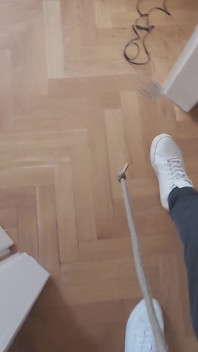 Compilație cu ejaculare feminină aurie cu pișare la duș
