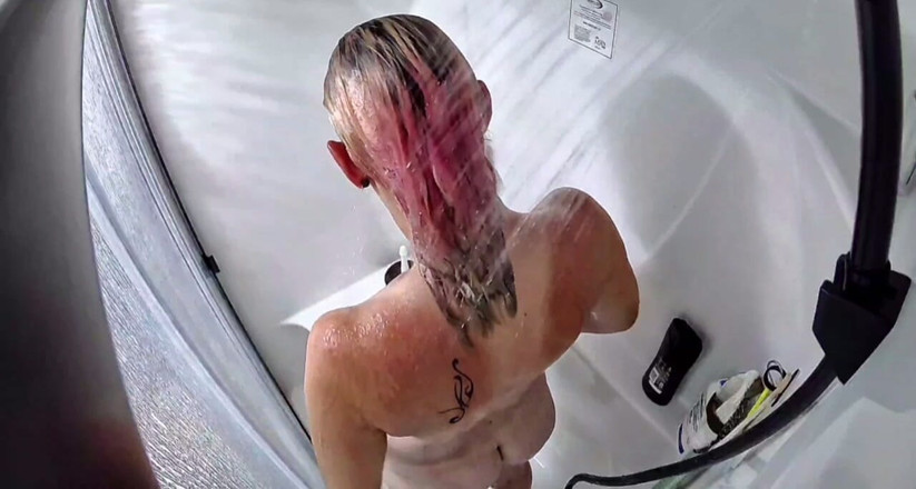 KittieNoOne: Камера для душу