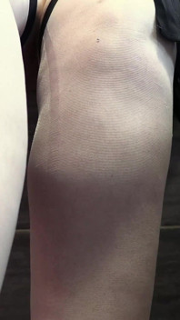 Jambe taquine