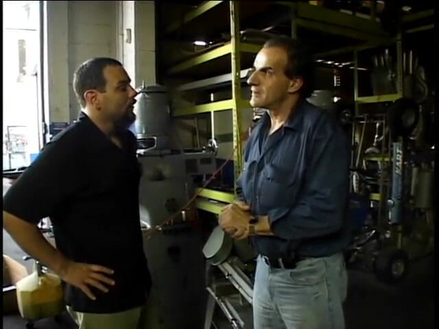 2 Guys 1 Girl: Two service technicians drill pretty brunette in the garage