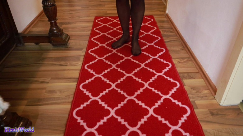 KimisWorld: Asmr Nylon Walking on Carpet - Sheer Stockings Feet and Soft...