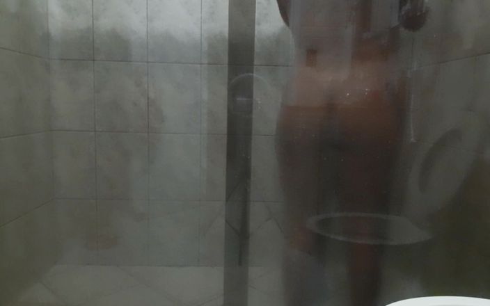 Crazy desire: Phần 1: Làm tình trong phòng tắm với một cặp đôi - mông...