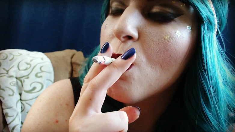 goddessjoules: Palenie ust
