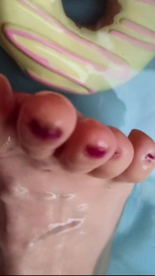Miss Wagon Vegan Fetish: Miss Wagon Vegan summer feet fetish 2020