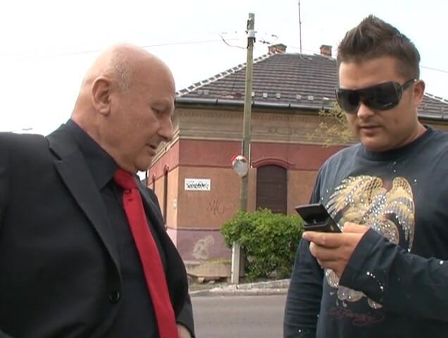 All about pee: 老人のための新鮮な小便 - ジョージ - ミシ - イブシャイン