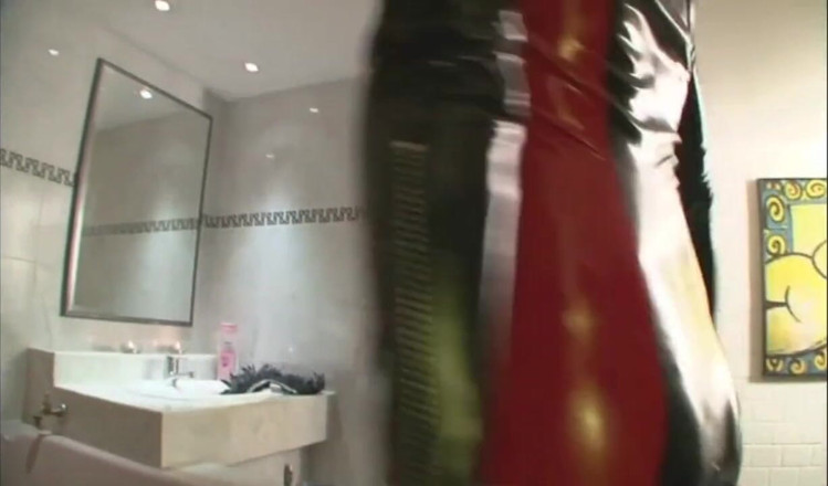 Absolute BDSM films - The original: Fetish kaki lateks yang memalukan