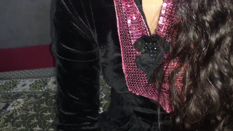 Kingsizedevil: Indiana namorada ki apertado rosa chut phaad di hoje à noite...