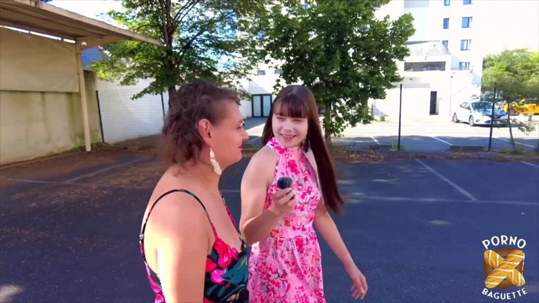 Porno Baguette: สาวหีเสียว อยากโดนควยและหี