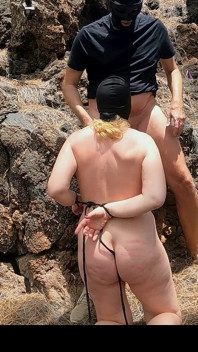 ถูกมัดในป่าเพื่อโดนเย็ดปาก โดนเฆี่ยน และแตกคาปาก+หน้าตา - ชายครอบครอง
