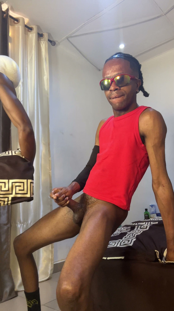 YungthugM: Made Out with My Security Personal Who Was a Virgin...
