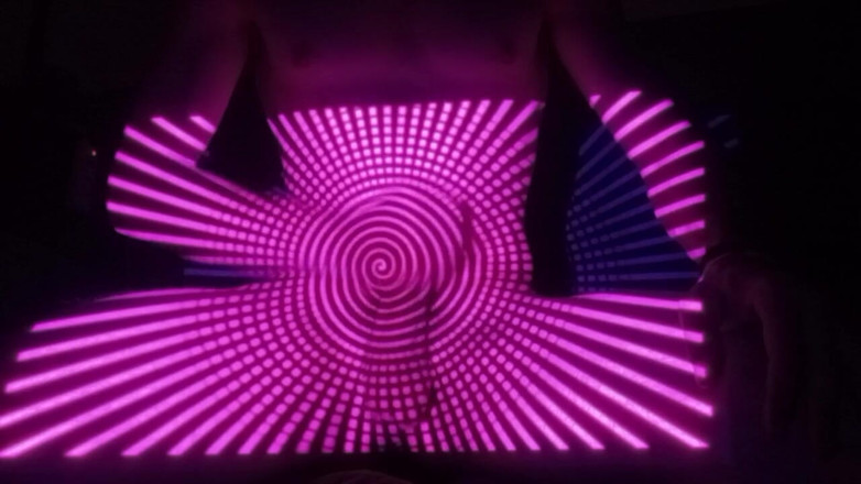 joerudgert: Thủ dâm với tôi trong căn phòng tối