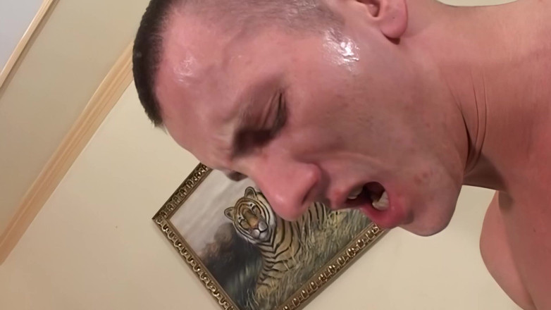 Teen clips and best blowjobs: Geile Schlampen Nehmen Harte Schwänze Tief in Den Hals Und...