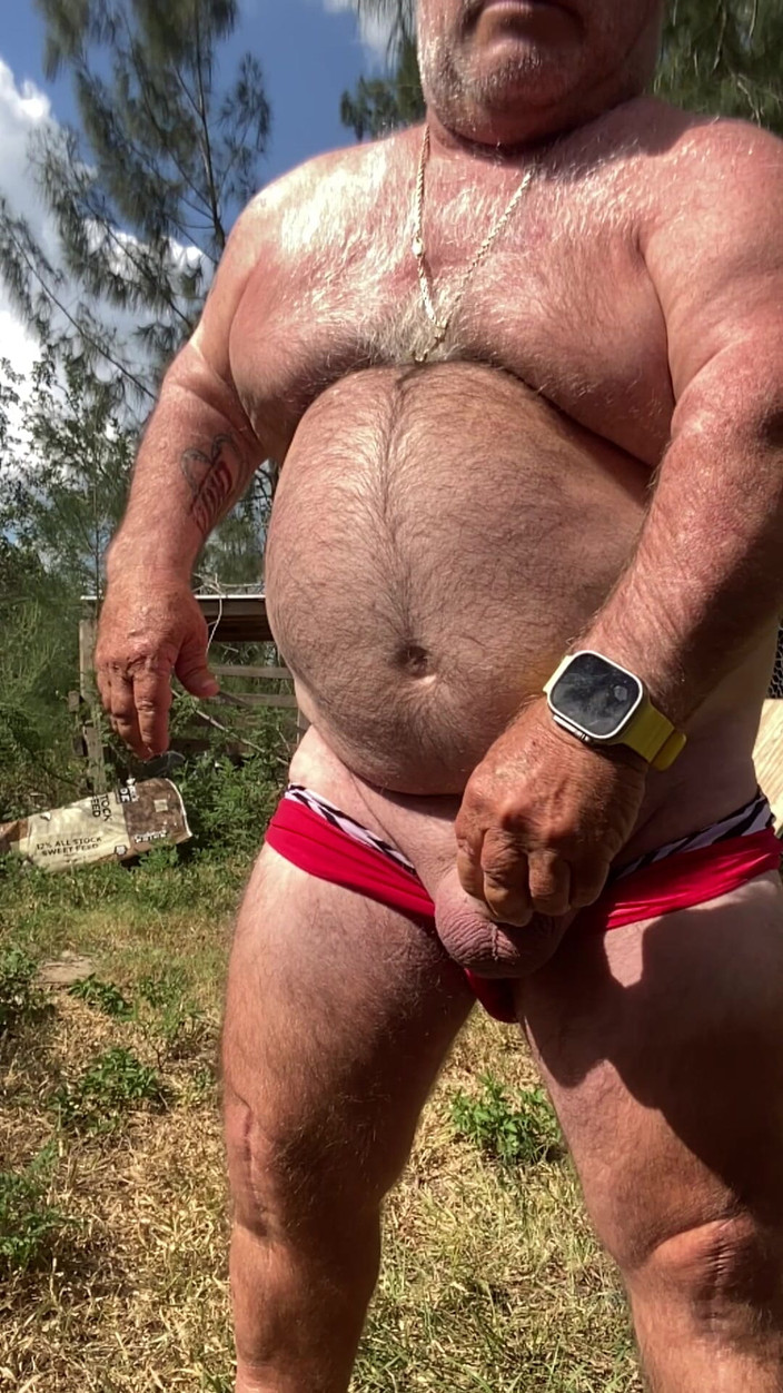 Mark Fletcher: 濡れたパンティーを履いてスローモーションでチンポを縁取る