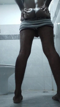 Menunjuk Punggung