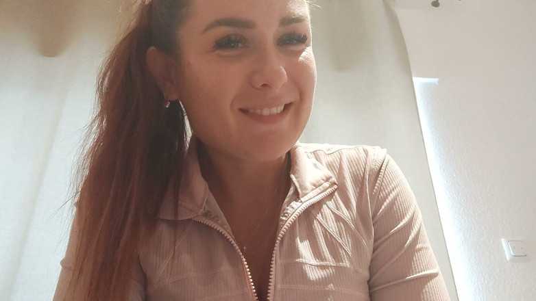 REELL - The cute Girl next door _ FemDom Reality: Custom: Vad kommer att hända med honom i Cirque de...