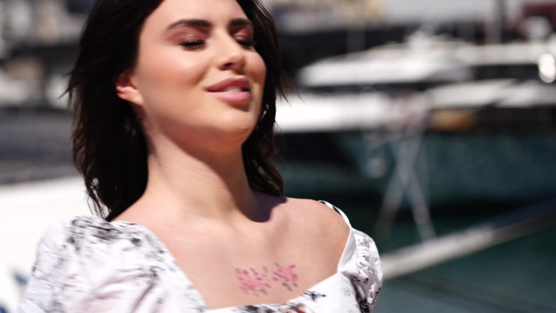 Jet sex prod: lori sa pahla guda