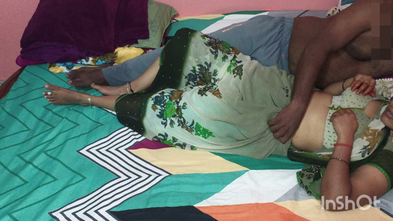 Divya95143: Couple tamoul, baise romantique torride et éjaculation