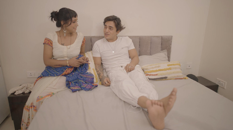 Khiladi69: Gara-gara ngentot pembantu seksi ini, malik berujung ngentot sama pembantunya...