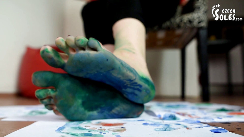 Czech Soles - foot fetish content: पैर और तलवे पेंटिंग और एकमात्र स्प्रिंट