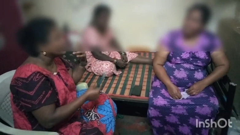 Tamil lesbian: Three Aunty Hot Discussion