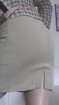 당신은 좋은 소년 봤기 때문에, 오늘 당신은 내 치마 덮인 엉덩이에 정액을 언로드 얻을, 레이디 빅토리아 Valente