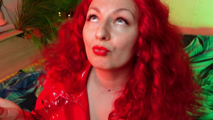 Arya Grander: ASMR food fetish!