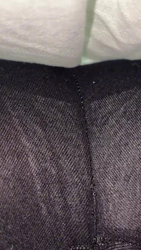 Niederländischer ofen aus der hölle: schwarze leggings furz-falle
