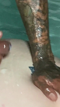 Kendra the Tattooed MILF Takes Ralph's BBC in Steamy Hot Tub