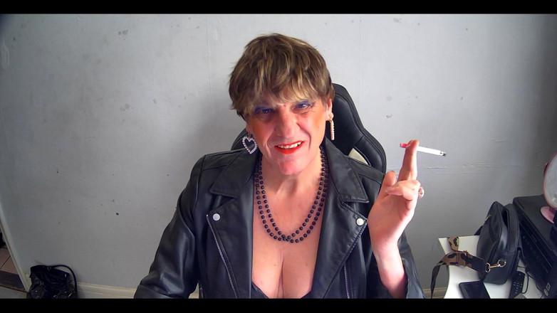 Mature Tina TV: Zralá Tina