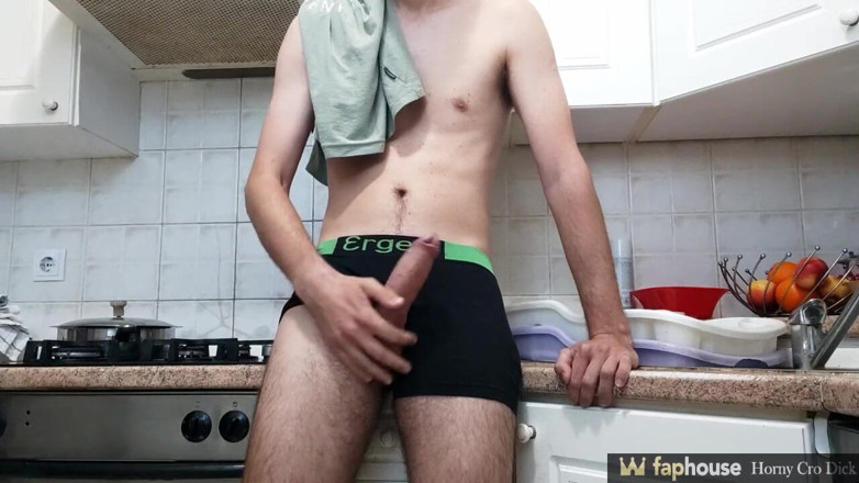 HornyCroDick: Con cu croatia béo