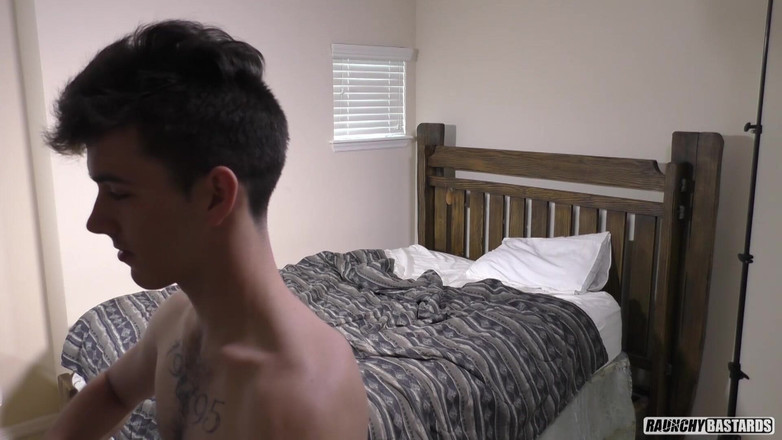 Raunchy Bastards: Net 18 geworden en nu om te neuken