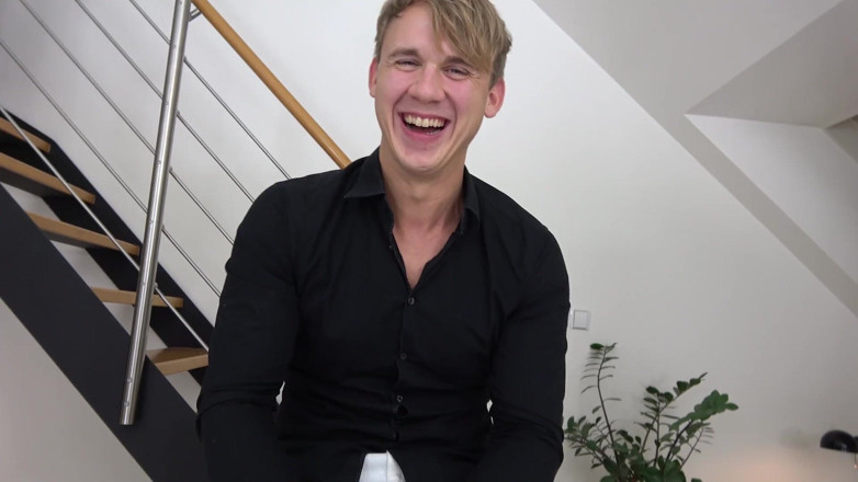 Fetish Xtreme: Bisex-cuckold mit stiefmutter und junge mit großem schwanz