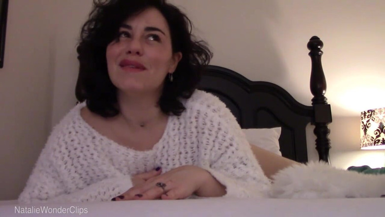 Natalie Wonder: Am sărutat o fată (în pizda ei) și mi-a plăcut (mi-a plăcut)