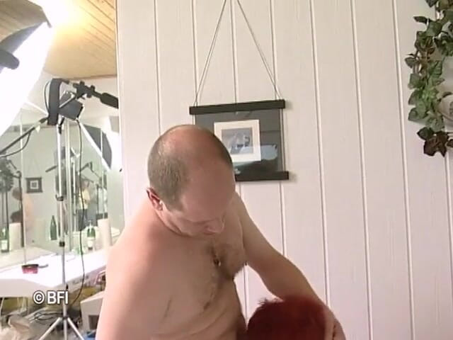 Mature Babes: Awek tua merah
