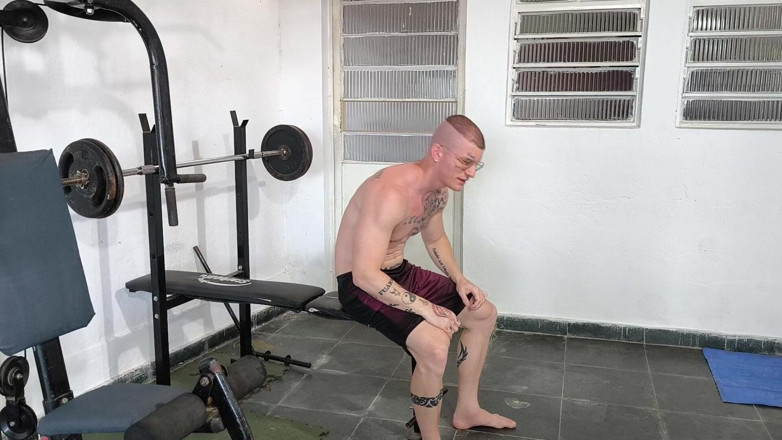 Carmona: White Shaved Training Naked